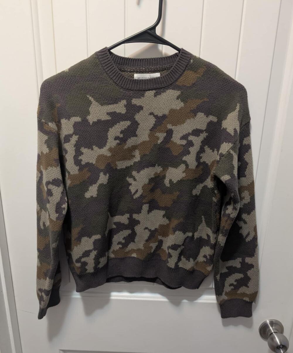 Melrose and Market Camo Sweater Girls L (10/12) Crew Neck Soft 100% Cotton